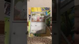 Opening Pokémon packs w smolive