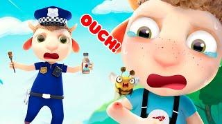 Nursery Rhymes & Kids Songs ouch I Was Stung by a Bee You Need to Be Careful With Bees