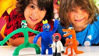 Las figuras de RAINBOW FRIENDS