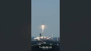 LIFTOFF SpaceX Eutelsat 36D Launch