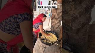 hard working lady मेकिंग besan papdi #shortsvideo #streetfood #papadichat