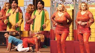 Afreen khan Stage Entry With Sakhawat Naz And Tasleem Abbas - New Best Comedy Stage Drama 2020