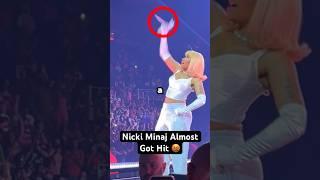 A Fan Threw A Bracelet At Nicki Minaj