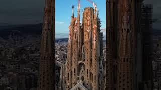 Top 15 Things To Do In Barcelona #barcelona #barcelonaattractions