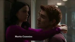 Riverdale episode 2.18 Varchie scene talk+kiss