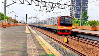 Panjangnya Kereta Commuter Line 12SF Marchen Face JR205 148F Ex Musashino Line M64 Stasiun Cikini