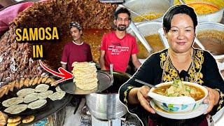 30- Unique Street Food  Samosa Filled Bathure Methi Pakore Didi Ka Thukpa  Pathankot Food