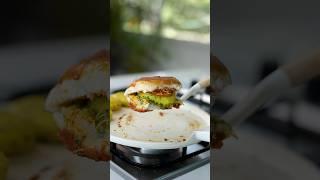 वड़ा पाव भी इसके सामने फीके लगेंगे Pattice Pav Recipe Vada Pav #Shorts