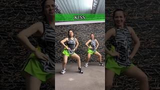 Kiss #zumbaremix #dancefitness #remix #danceworkout #mstardanceworkout