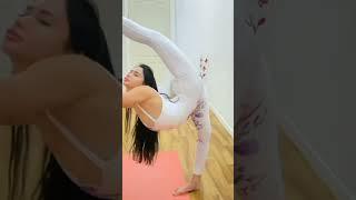 pelatihan yoga part 14 - manusia karet #shorts #video #senam #youtubeshorts