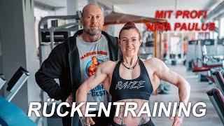 Rückentraining und du wirst beeindruckt sein von diesem brutalen Rücken. Mit IFBB Figur Pro Nina