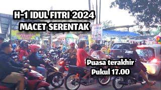 SITUASI H-1 IDUL FITRI 2024 BERBURU KULINER PANCONG LUMER