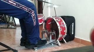 Sick Drummer Vs Mini Drum Kit  Crash test