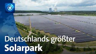 Größter Solarpark Deutschlands bei Leipzig in Betrieb