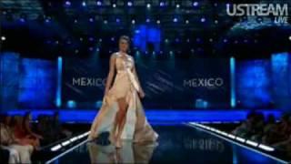 KARLA CARRILLO - Miss México Universo 2009 en vestido champagne 16 agosto 2009 Swimsuit