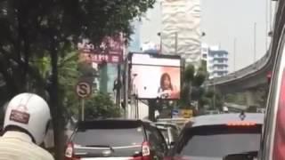 Heboh  Video Porno Jepang diputar di Reklame LED di Prapanca Jakarta Selatan