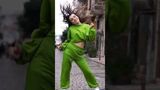 Üstüm kaç kere renk değiştirdi bilenleri takip edicem #dance #trending