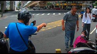 【CC Subtitles】【Accident Video】Uncle Machine Gun Rapid Fire So Satisfying 2024.06.26 Taipei City