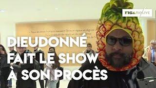 Dieudonné fait le show à son procès pour fraude fiscale