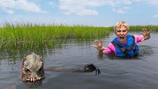 POND MONSTER REVEALED HIDING in BACKYARD BAY New Evidence Discovered