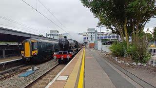 BRWCR Class 9869645596 Bahamas passes Twyford with 1Z52 for West Somerset Railway