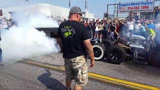 Nose to nose rat rod burnout Shapiro steelfest