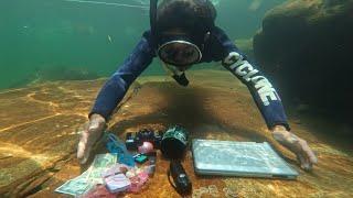 Underwater Treasure Hunter Finds Camera Gold Bracelet Money  Return Lost Person 