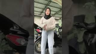 jadi cewek itu harus kuat