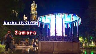 Zamora de Noche paseando bajo la lluvia pero ahora de noche muy bonito el Centro de Zamora