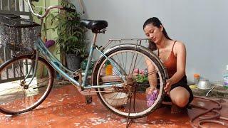 clean with me  mom cleaning her bicycle