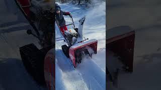 Управляем снегоуборщиком