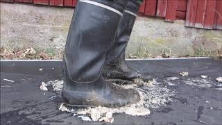 My old Nokian Kontio rubber boots stomping food