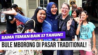 Suami Pusing Di Pasar Tradisional Istri Bule Mborong Belanja Sama Teman Indonesia 