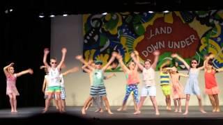 Primary School dance performance Run to Paradise - class 3AW& 3F