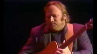 Crosby Stills Nash & Young - Southern Cross - 1241988 - Oakland Coliseum Arena Official