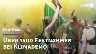 Mehr als 1500 Festnahmen bei Klimademonstration in Den Haag  AFP