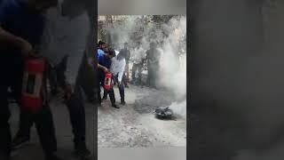 Demo  of 4 kg ABC Powder type fire extinguisher