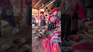 Técnicas de teñido y tejido natural - Chinchero Cusco Perú