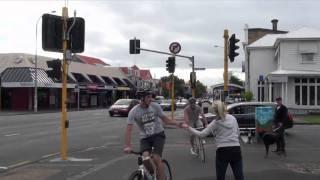 EPIC fixed gear bike race in downtown Auckland City NZ