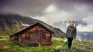 ¡ESTA CHICA VIVE EN LAS MONTAÑAS TODA SU VIDA QUESO CASERO Y PASTEL DE QUESO