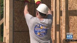WANE-TV Habitat for Humanity team up for Day of Caring house build