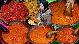 PORSINYA BRUTAL SAMBALNYA PEDAS JUALAN DI DALAM PASAR YANG BELI RAME - Warung Penyetan Mbak Erna