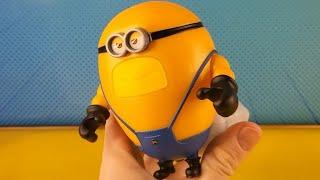 Despicable Me 4 Mega Minion Dave Pull Back Racer Action Figure