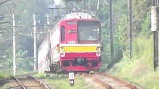 Hunting Kereta Api Pagi di Trek Naik Turun Pondok Ranji - Bintaro