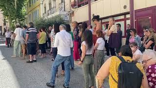 Rassemblement civique à Aubagne à lappel de lAssociation des Maires  de France