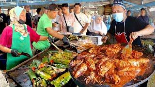 FAMOUS MALAYSIAN STREET FOOD - SPICY GRILLED FISH & SEAFOOD  IKAN BAKAR KUALA LUMPUR MALAYSIA 