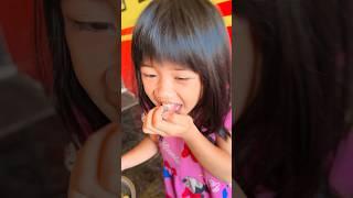 OLIVIA NEKAT MAKAN JERUK NIPIS #like #subscribe #olivia