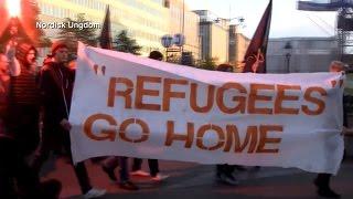 A bevándorlóellenes tüntetések nőnek ahogy a menekültek elárasztják Európát  ABC News