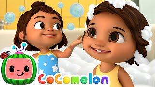 Ninas Big Bath Song  ALL NEW Ninas Familia  CoComelon Nursery Rhymes & Kids Songs