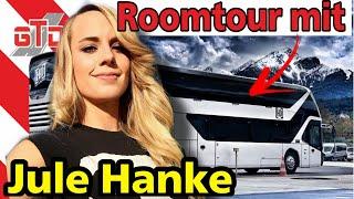 Sie fährt die Stars mit den Tour Bus + Roomtour Jule Hanke im Interview